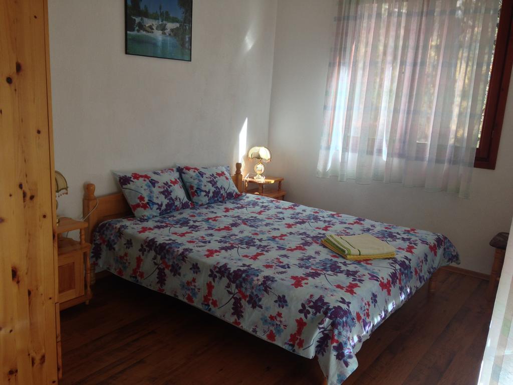 Family Hotel Shisharka 바타크 외부 사진