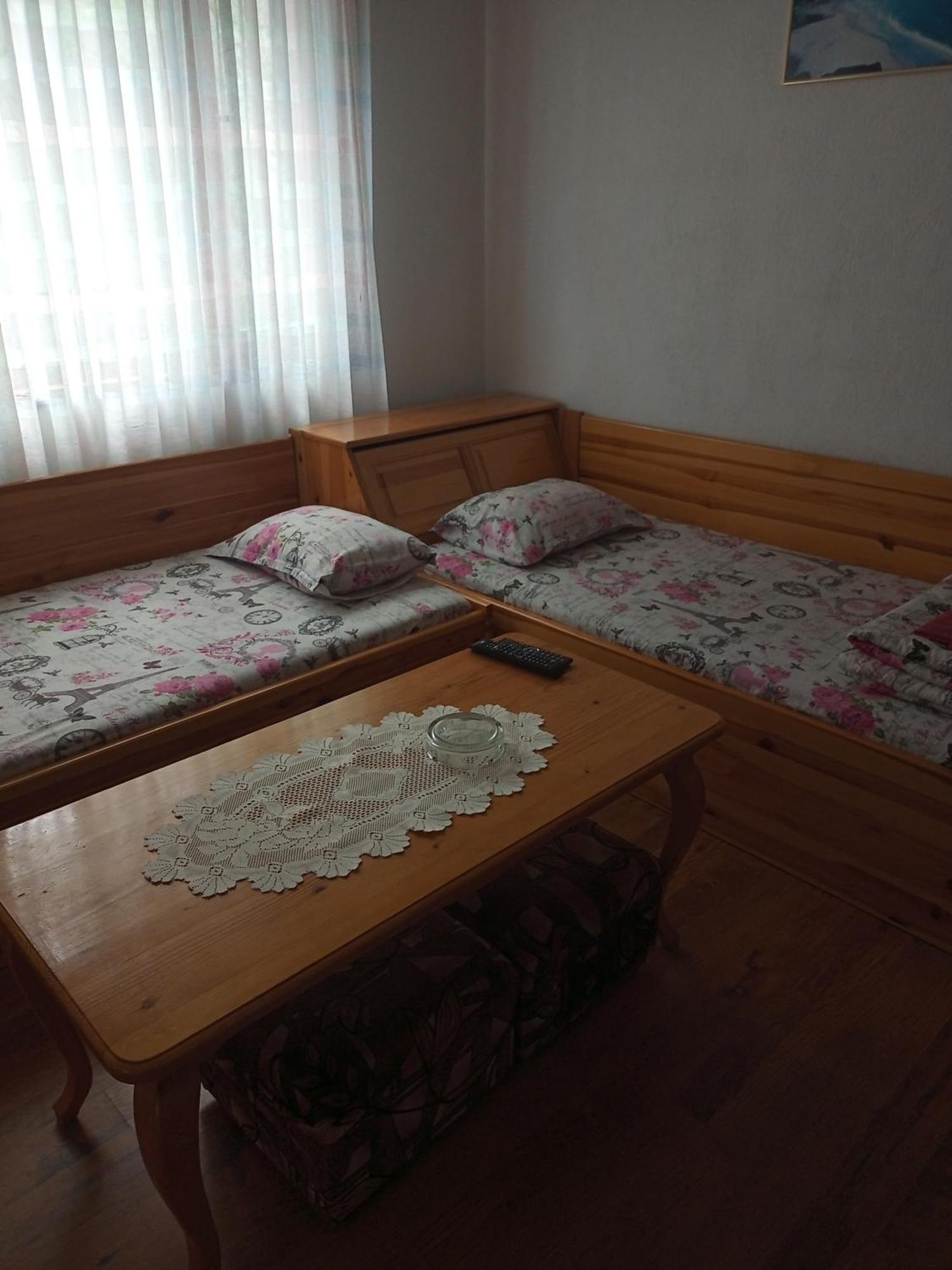 Family Hotel Shisharka 바타크 외부 사진