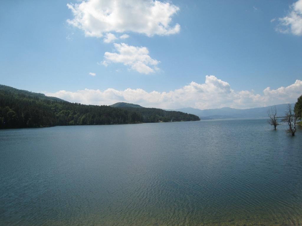 Family Hotel Shisharka 바타크 외부 사진
