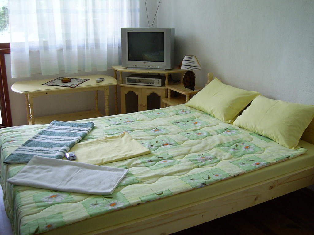 Family Hotel Shisharka 바타크 객실 사진