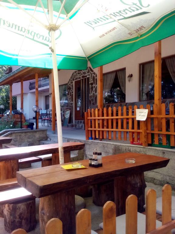 Family Hotel Shisharka 바타크 외부 사진